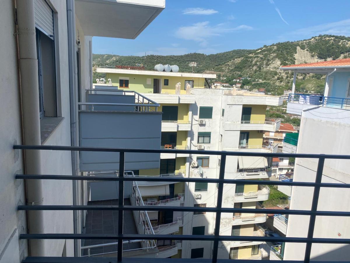 Apartment Barden Vlore Luaran gambar